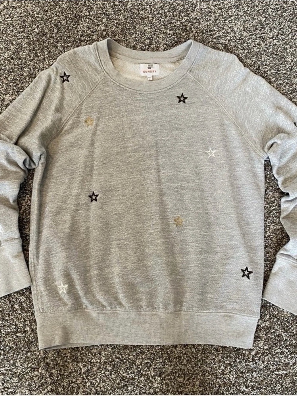 Sundry Star Sweatshirt Size 0 XS Gray Embroidered Crewneck Pullover Cozy